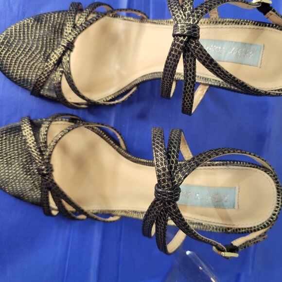 BETSEY JOHNSON Strappy Black & Gold Animal Print Heels - Picture 11 of 14